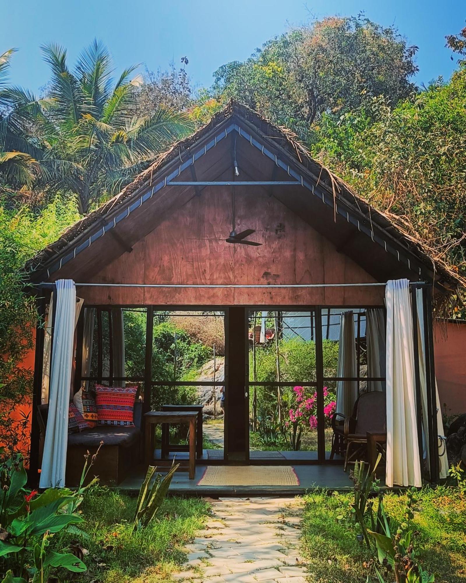 Nada Brahma Patnem Beach Hotel Exterior photo